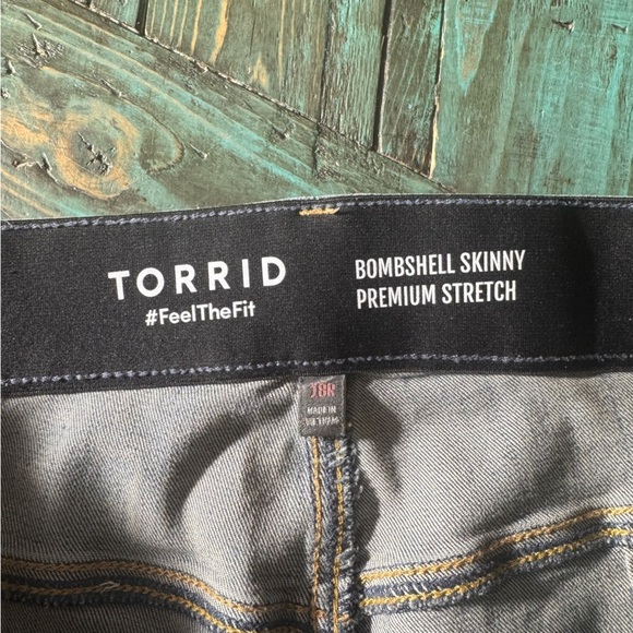 Torrid Bombshell Skinny Premium Stretch High-Rise Jean Size 18 - Picture 10 of 15